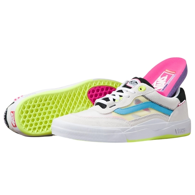 trickers sample sale