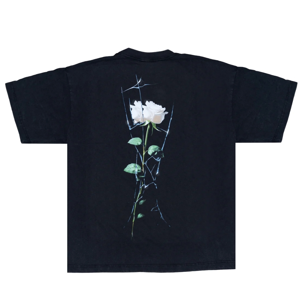 April Cracked Rose Vintage Black T-Shirt [Size: M]