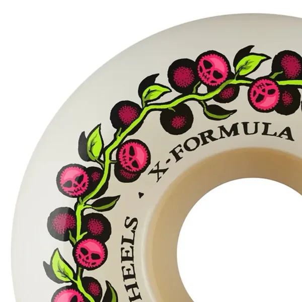 Bones X-Formula Skull Berries Sidecut V5 97A 50mm Skateboard Wheels