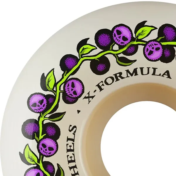 Bones X-Formula Skull Berries Sidecut V5 97A 52mm Skateboard Wheels