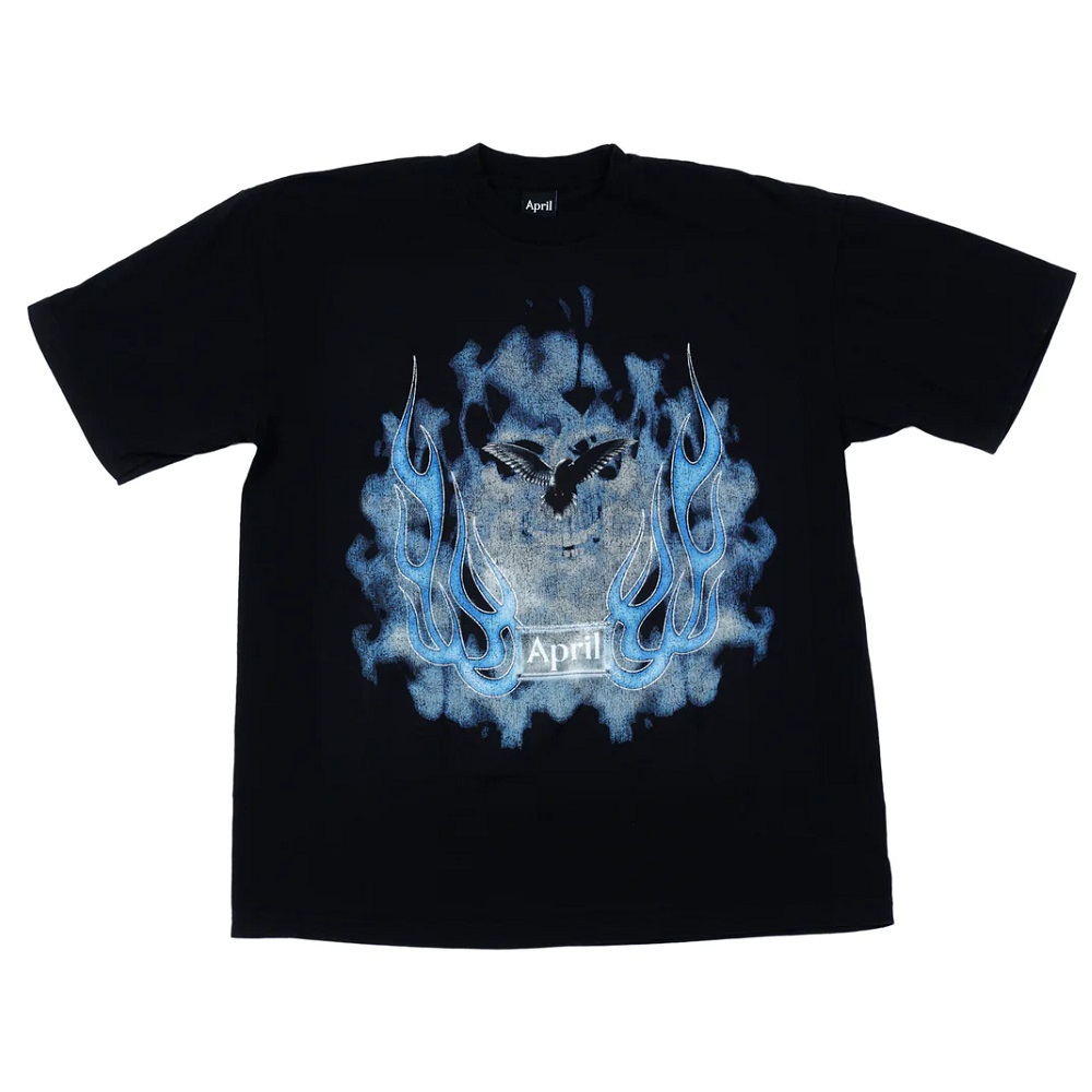 April Vintage Skull Black T-Shirt [Size: S]